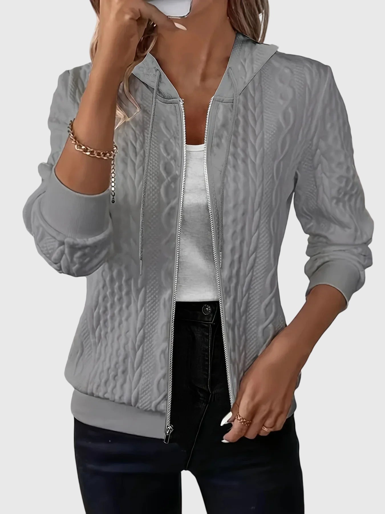 Birgitta | Vetoketjullinen huppari