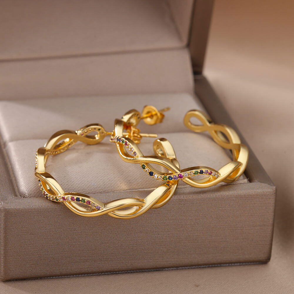 Birgitta | Aalto Korvakorut 18K Kulta