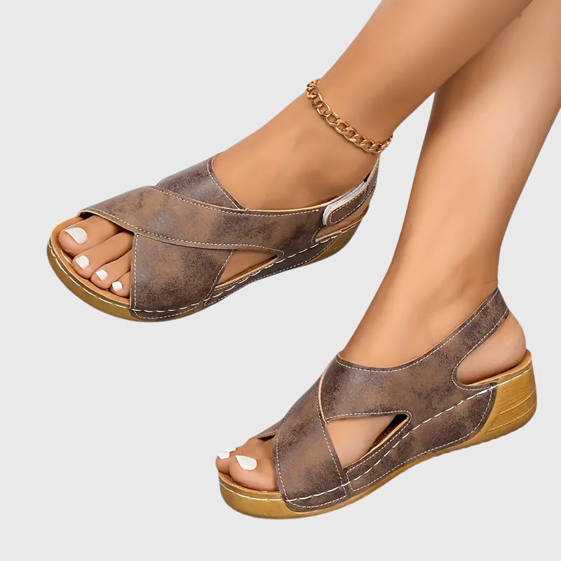 Birgitta | Mukavat Ortopediset Sandalit