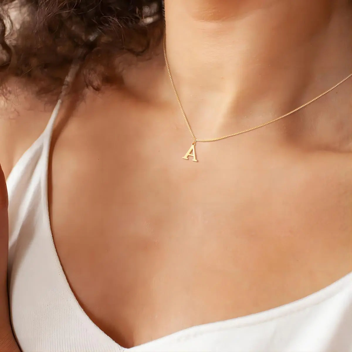 Birgitta | Kaulakoru Initaaleilla 18K Kulta