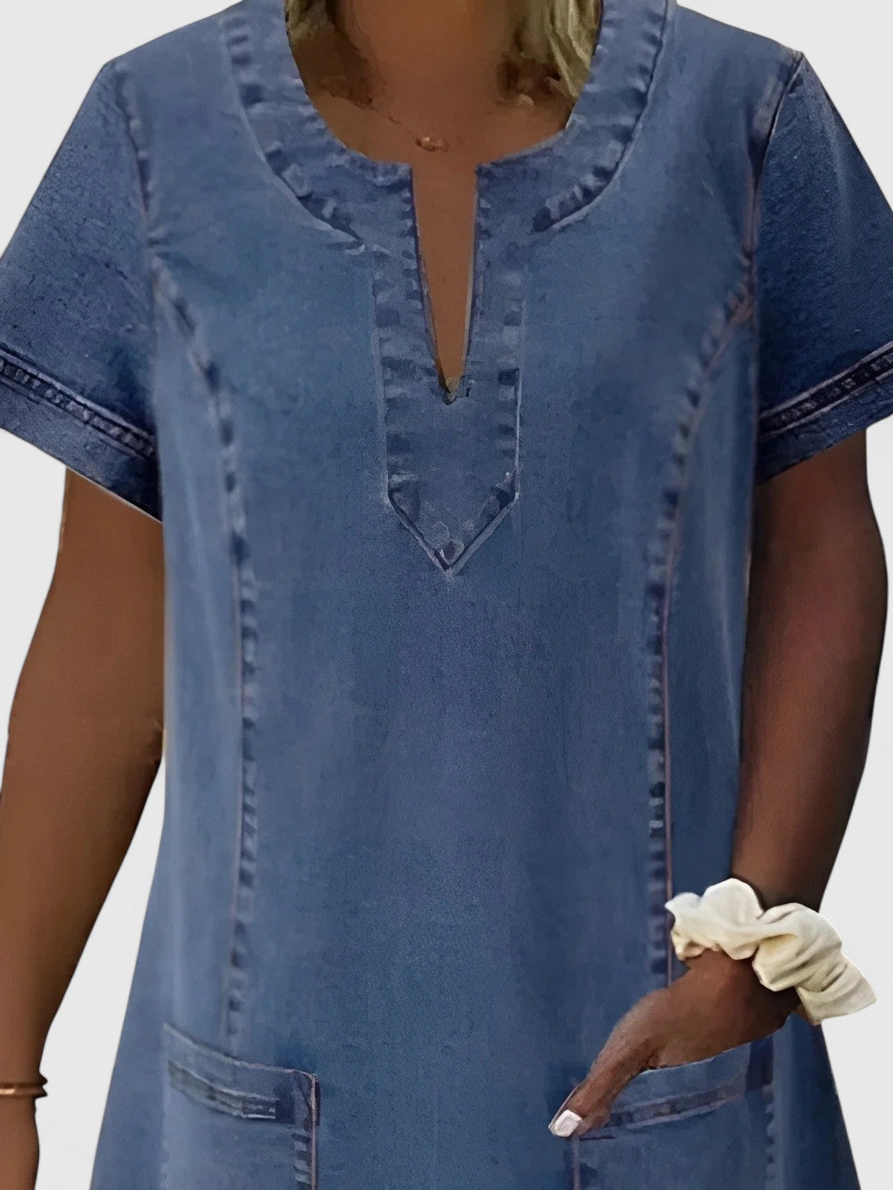 Birgitta | Elegantti Denim Mekko