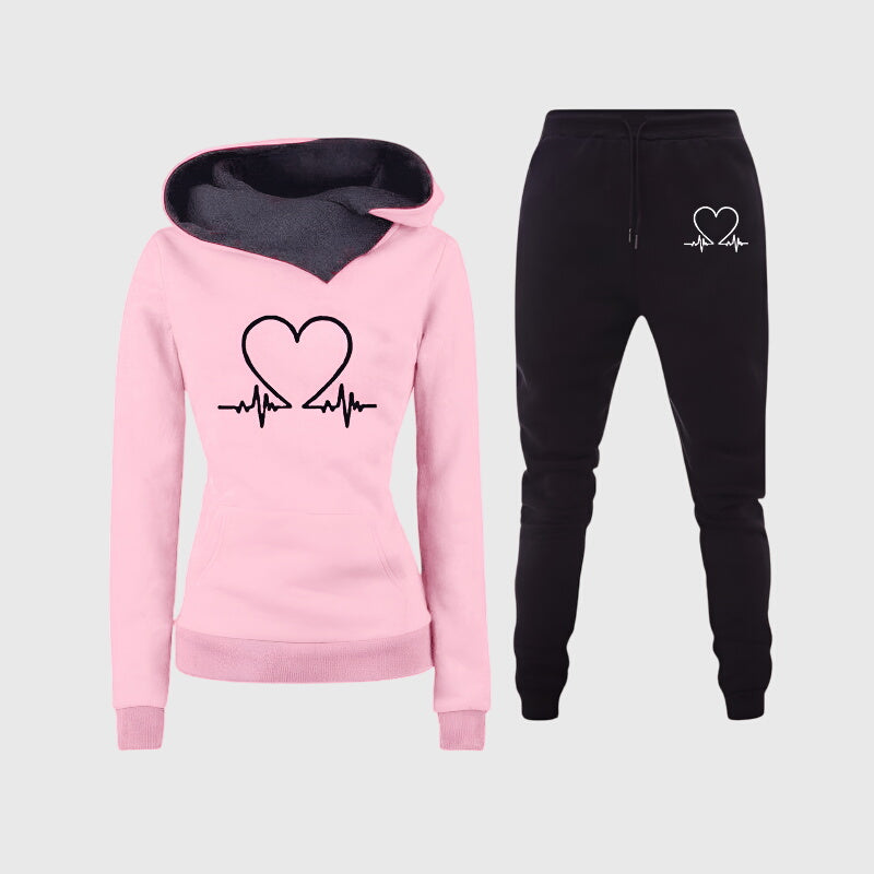 Birgitta | HEARTBEAT MUKAVAT HARRASTUSVAATTEET