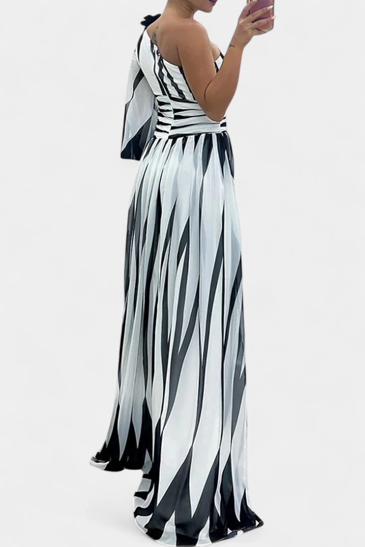 Birgitta | Tyylikäs Maxi Mekko