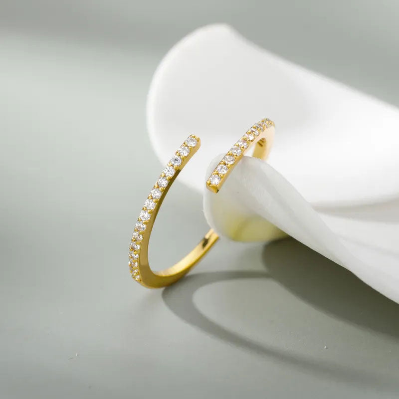 Birgitta | Klassinen Zirkonia Sormus 18K Kulta