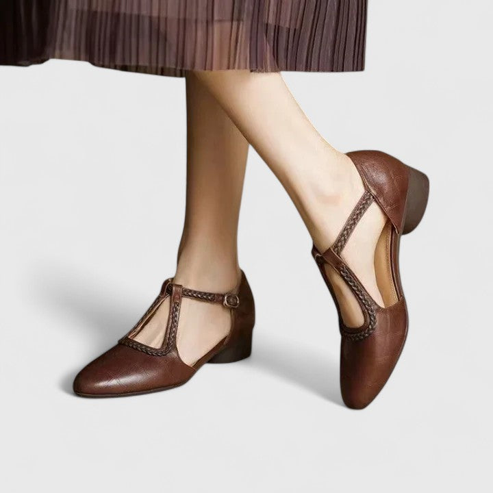 Birgitta | Elegantit Litteät Sandalit