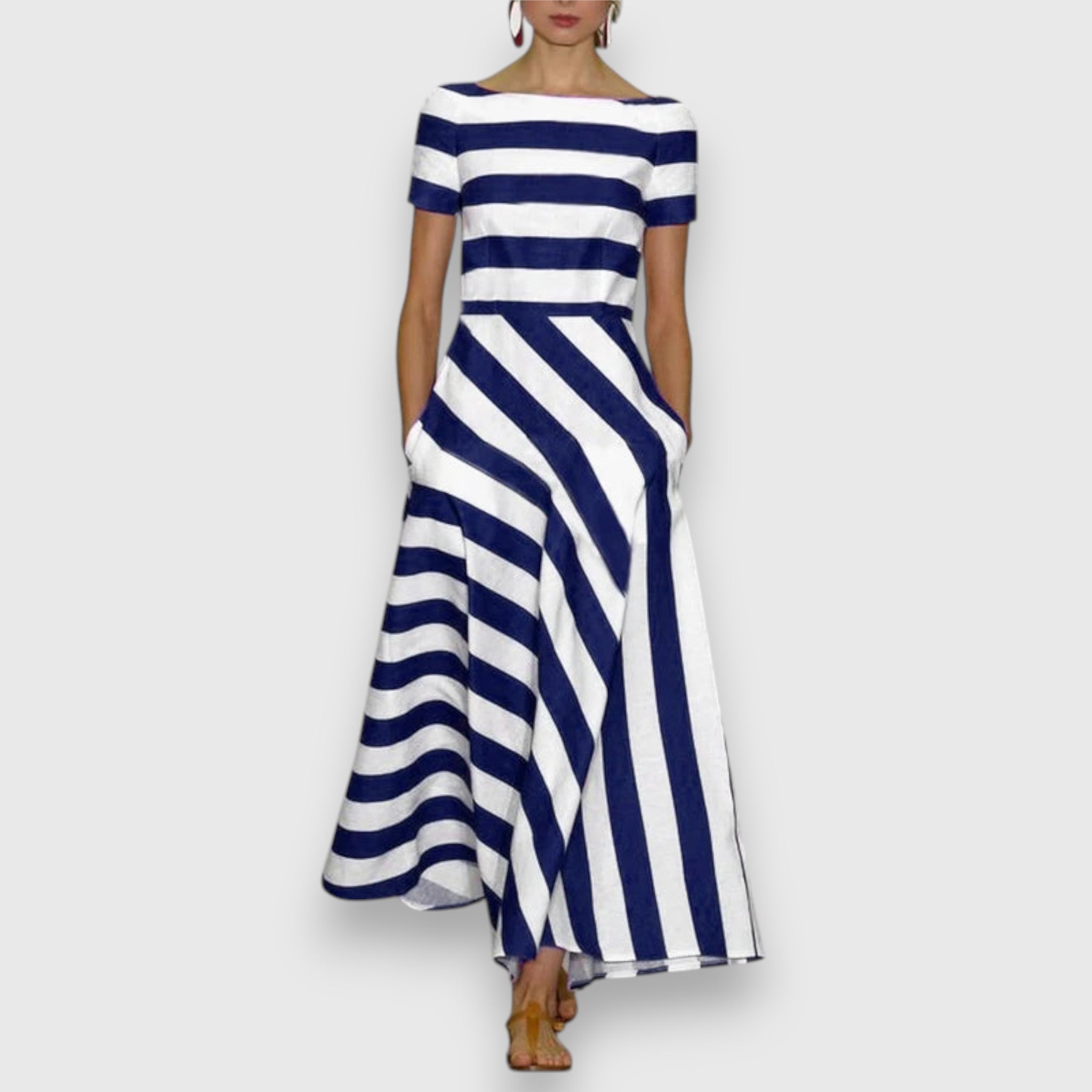 Birgitta | Tyylikäs Mekko