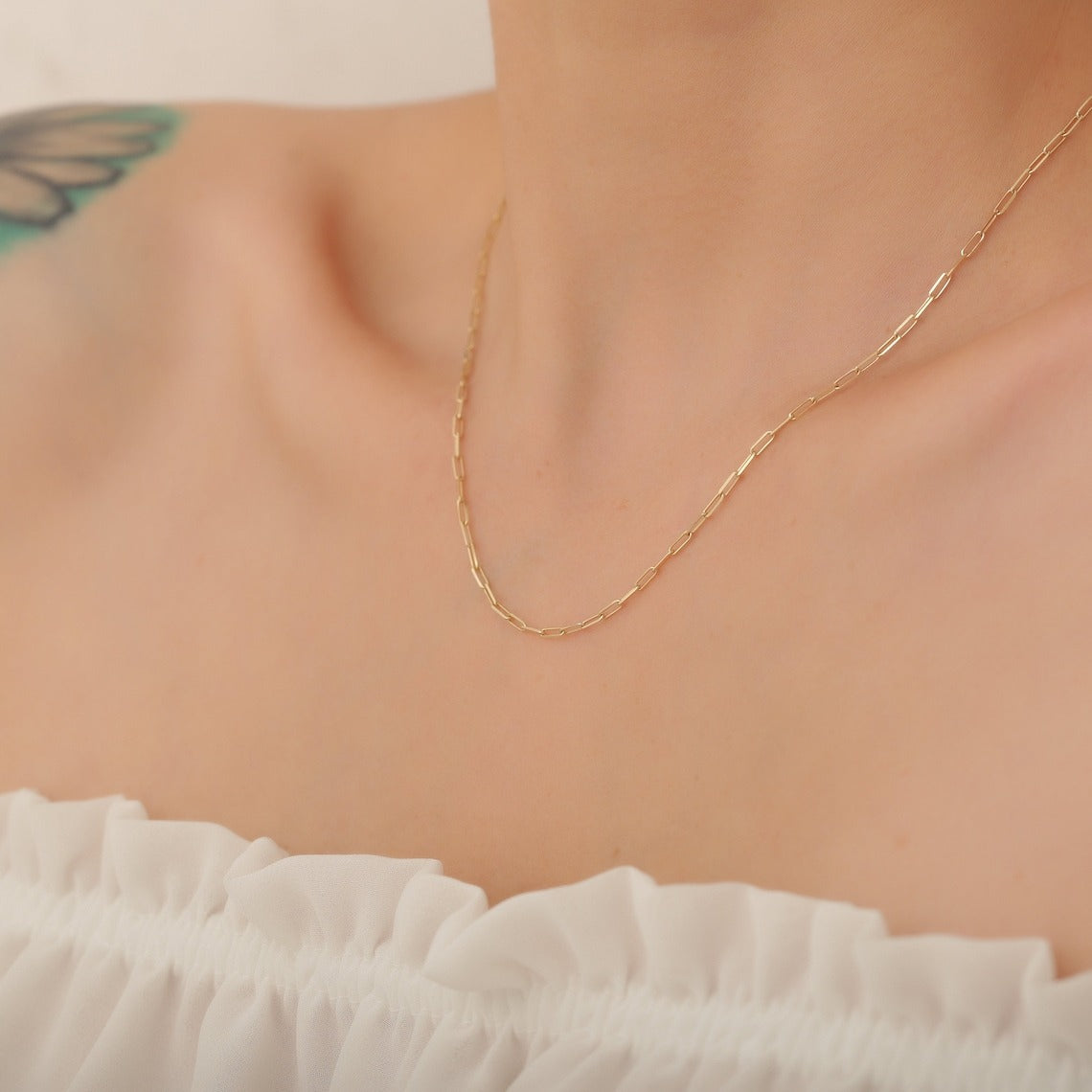 Birgitta | Pieni Paperikaulakoru 18K Kulta